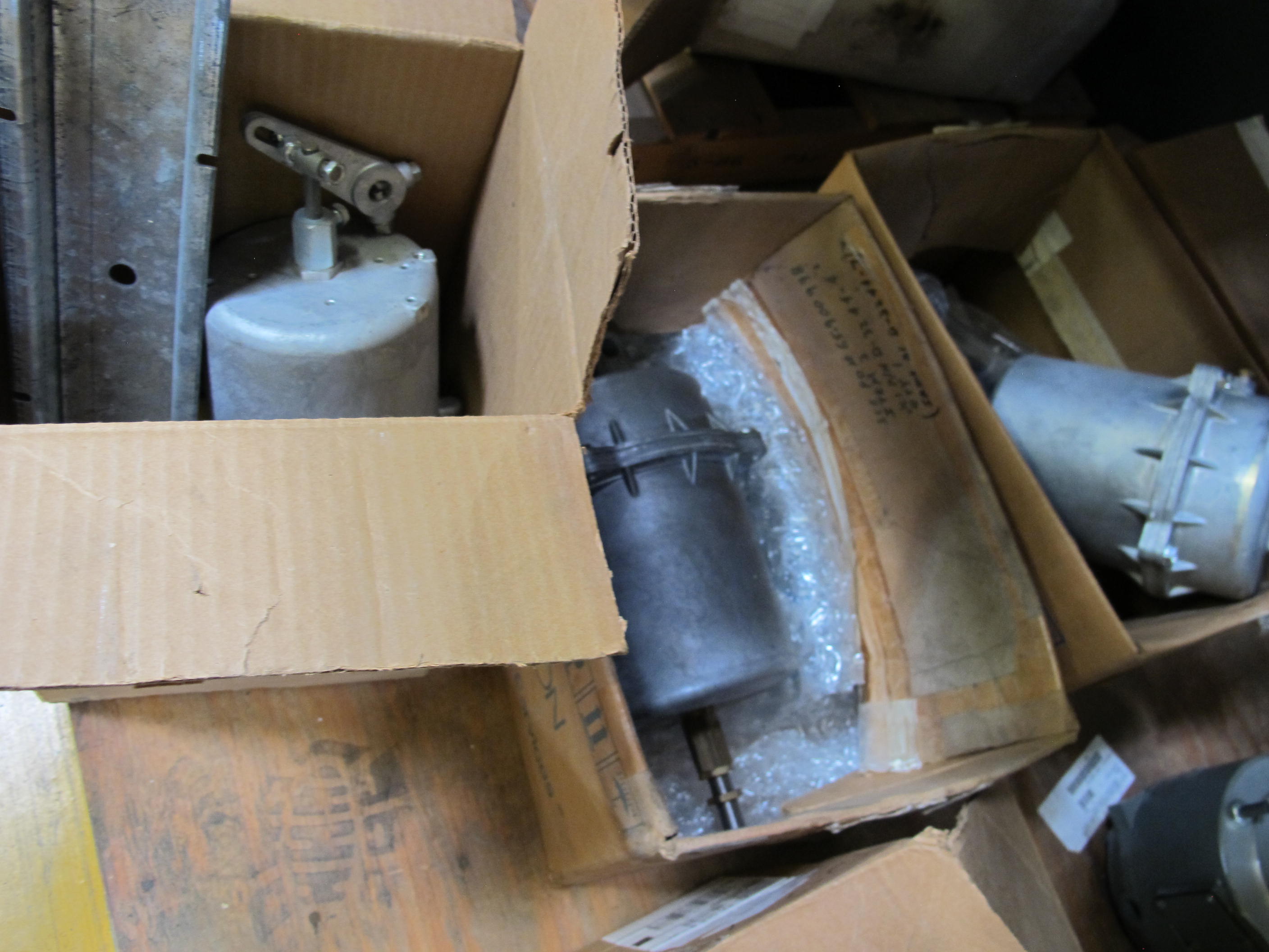 LOT TO INCLUDE PROSSER, JOHNSON CONTROLS, FLOWSERVE: (3) ACTUATOR, 25 PSI MAX RATING, PNEUMATIC KIND. PISTON FOR AIR CONDITIONING, (1) FLOWSERVE MOTOR, 125 VDC, 1900 RPM, NUC,120V, HTR, SMB-000, (1) STERNS SPRING SET DISK BRAKE, HORIZONTAL MOUNTING MOTOR, MODEL#1-055-716-05-XG, 95V, (2) HOLOPHANE LIGHTING FIXTURES, (1) RELIANCE, DUTYMASTER, AC MOTOR, MODEL#P56J2801M-WX. LOADING & HANDLING FEE $15-4536